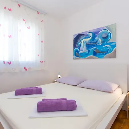 Apartment Adora